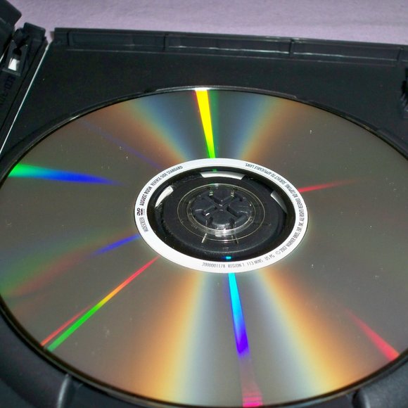 AUGUST RUSH DVD - Picture 3 of 3